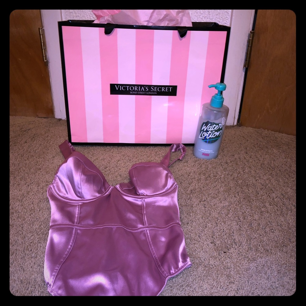Victoria’s Secret sleepwear